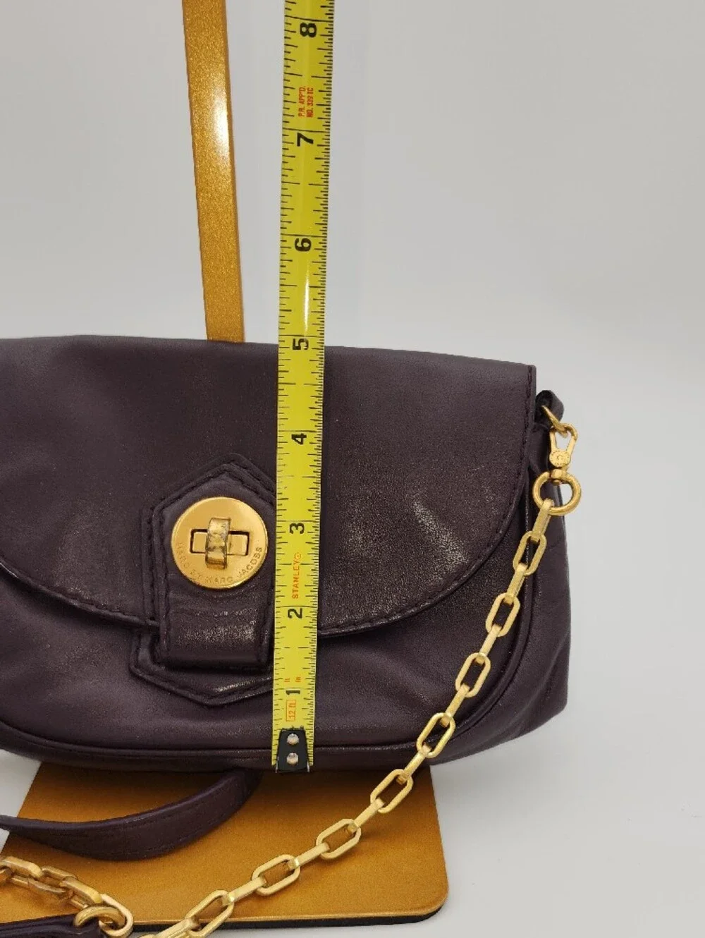 Marc Jacobs Leather Shoulder/crossbody Bag in Plum with Gold-Tone Hardware